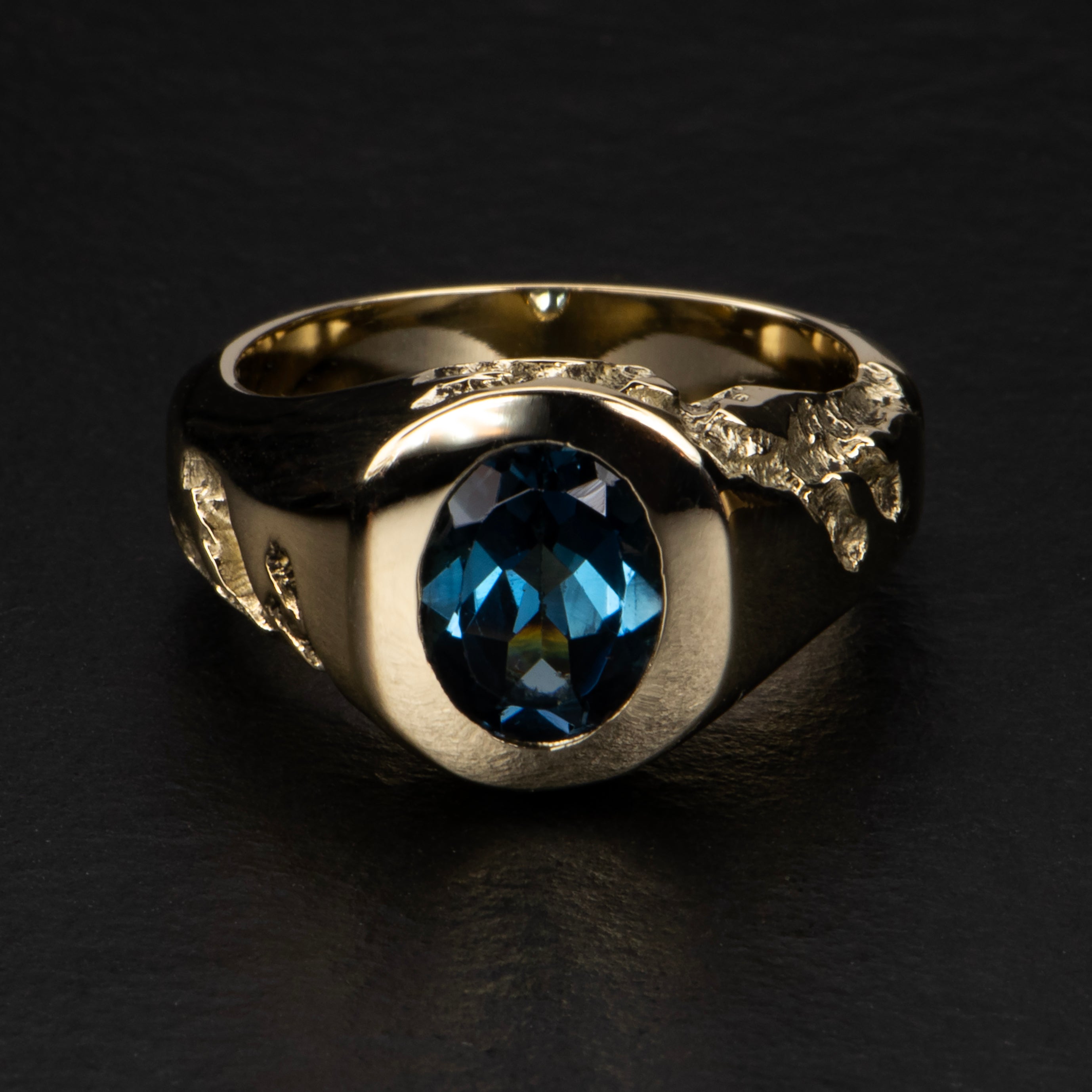 Gold Signet Ring - PULSAR